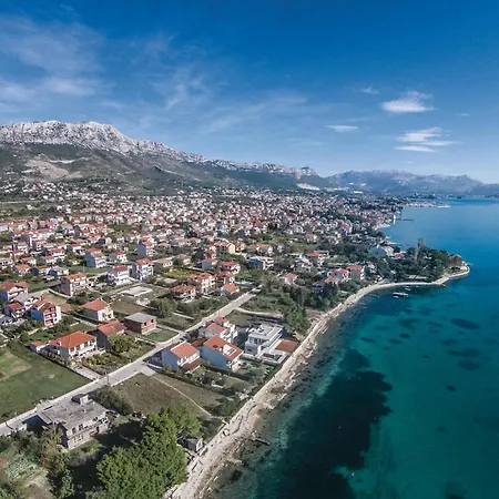 1 Bedroom Awesome In Kastel Kambelovac Kastela